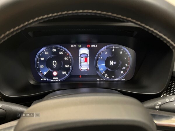 Used Volvo XC40 2021 for sale - 76562943: Photo 12