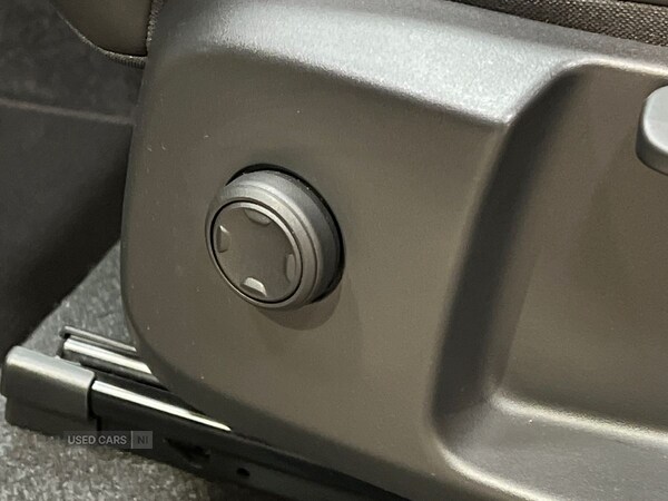 Used Volvo XC40 2021 for sale - 76562943: Photo 23