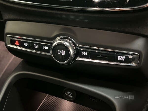 Used Volvo XC40 2021 for sale - 76562943: Photo 24