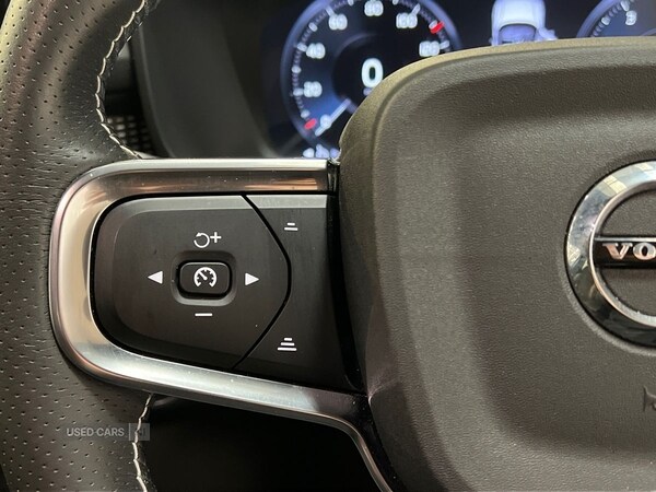 Used Volvo XC40 2021 for sale - 76562943: Photo 38