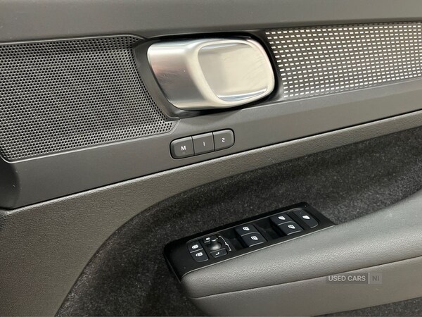 Used Volvo XC40 2021 for sale - 76562943: Photo 40