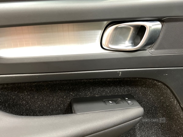 Used Volvo XC40 2020 for sale - 76562923: Photo 32