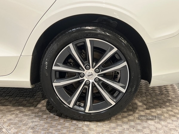 Used Volvo V60 2022 for sale - 76433681: Photo 10