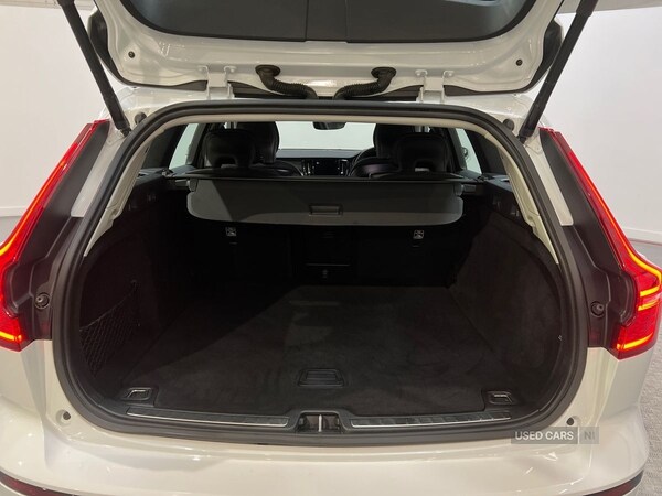 Used Volvo V60 2022 for sale - 76433681: Photo 14