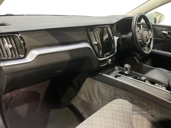 Used Volvo V60 2022 for sale - 76433681: Photo 5