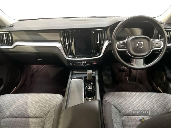 Used Volvo V60 2022 for sale - 76433681: Photo 6