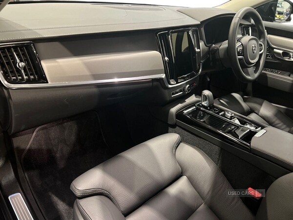 Used Volvo V90 2025 for sale - 76378251: Photo 5