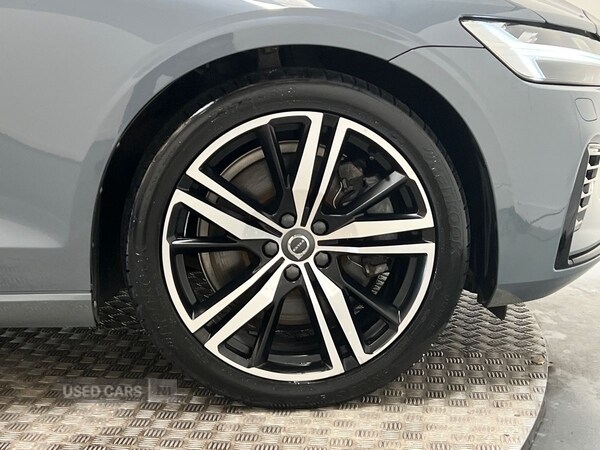 Used Volvo V60 2022 for sale - 77672199: Photo 10