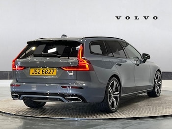 Used Volvo V60 2022 for sale - 77672199: Photo