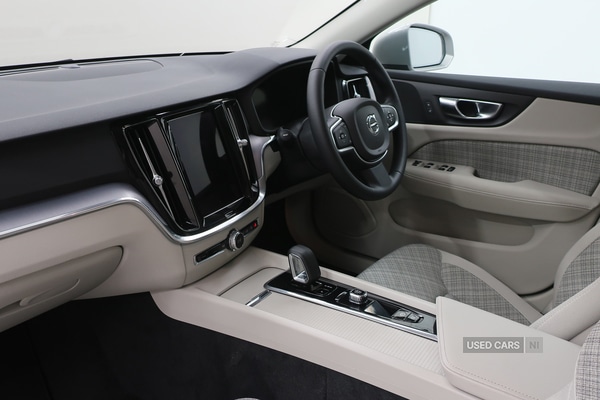 Used Volvo V60 2023 for sale - 76753951: Photo 12