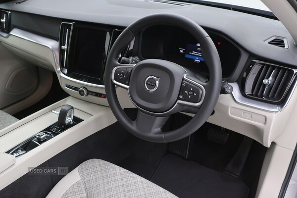 Used Volvo V60 2023 for sale - 76753951: Photo 15