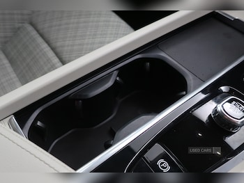 Used Volvo V60 2023 for sale - 76753951: Photo