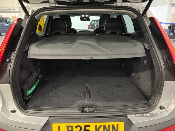 Used Volvo XC40 2025 for sale - 76787404: Photo 14