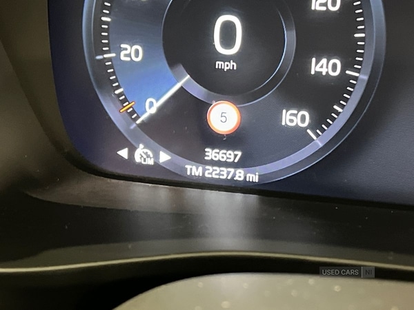 Used Volvo XC40 2021 for sale - 76802921: Photo 15