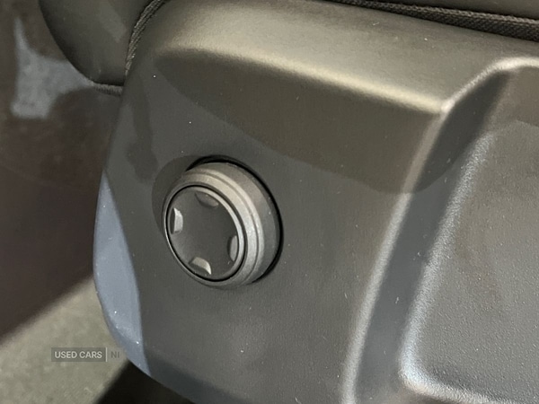 Used Volvo XC40 2025 for sale - 76513893: Photo 25