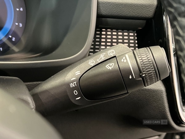 Used Volvo XC40 2025 for sale - 76513893: Photo 32