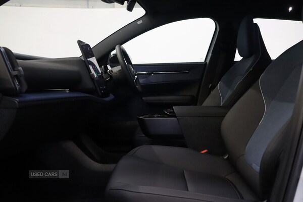 Used Volvo EX30 2025 for sale - 76216090: Photo 38