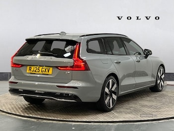Used Volvo V60 2025 for sale - 78810593: Photo