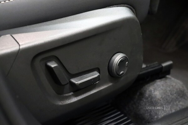 Used Volvo XC40 2024 for sale - 76175906: Photo 16