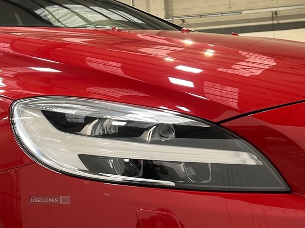 Used Volvo V40 2016 for sale - 76271237: Photo 16