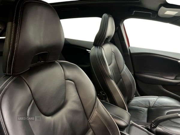 Used Volvo V40 2016 for sale - 76271237: Photo 17
