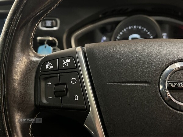 Used Volvo V40 2016 for sale - 76271237: Photo 28