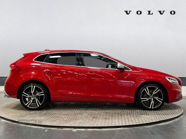 Used Volvo V40 2016 for sale - 76271237: Photo 3