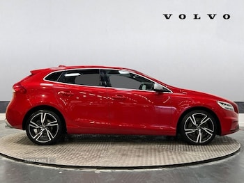 Used Volvo V40 2016 for sale - 76271237: Photo 3