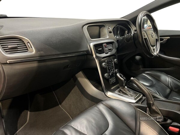 Used Volvo V40 2016 for sale - 76271237: Photo 5