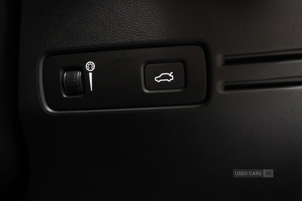 Used Volvo XC40 2021 for sale - 76753431: Photo 11