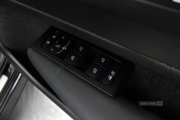 Used Volvo XC40 2021 for sale - 76753431: Photo 8