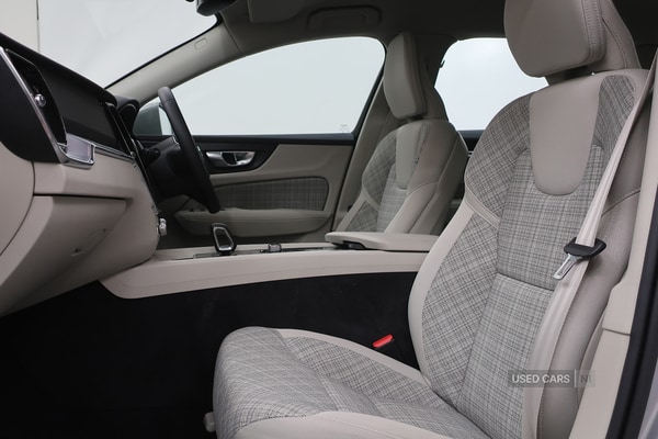 Used Volvo V60 2023 for sale - 75187688: Photo 11