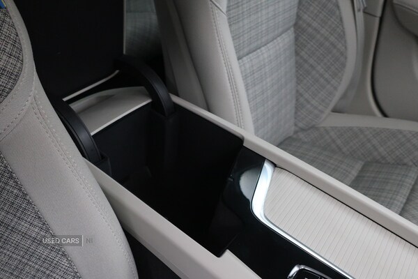 Used Volvo V60 2023 for sale - 75187688: Photo 21