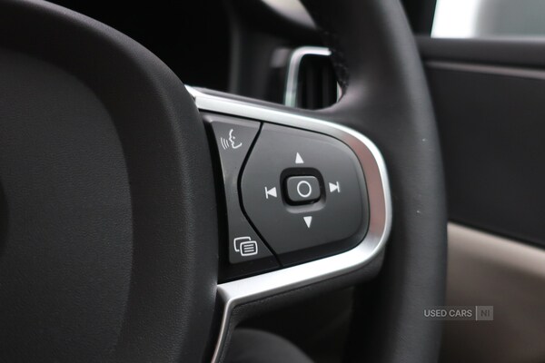 Used Volvo V60 2023 for sale - 75187688: Photo 29