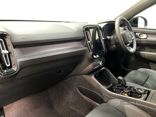 Used Volvo XC40 2025 for sale - 76621204: Photo 5