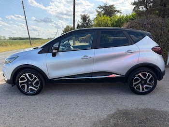 Used Renault Captur 2018 for sale - 79589907: Photo
