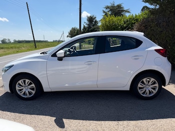 Used Mazda Mazda2 2015 for sale - 79285433: Photo