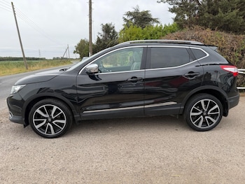 Used Nissan Qashqai 2014 for sale - 79576337: Photo