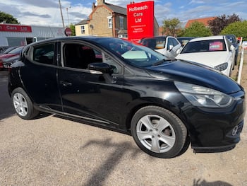 Used Renault Clio 2016 for sale - 79751145: Photo