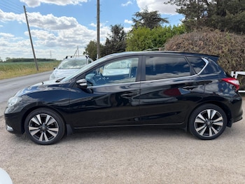 Used Nissan Pulsar 2015 for sale - 79441775: Photo