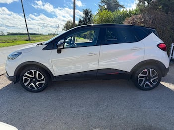 Used Renault Captur 2015 for sale - 79847074: Photo