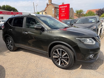 Used Nissan X-Trail 2017 for sale - 79303448: Photo