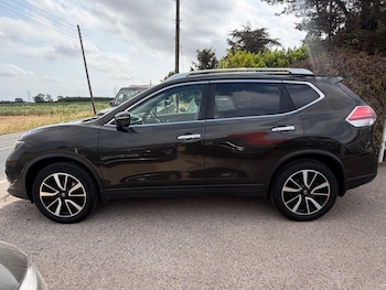 Used Nissan X-Trail 2017 for sale - 79303448: Photo