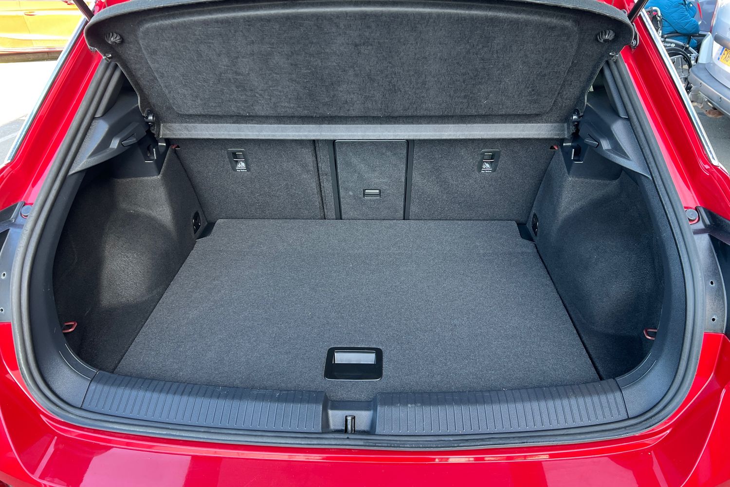 Used Volkswagen T-Roc 2023 for sale - 77499726: Photo 13