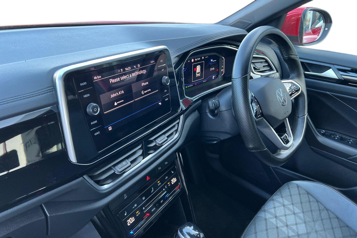 Used Volkswagen T-Roc 2023 for sale - 77499726: Photo 2