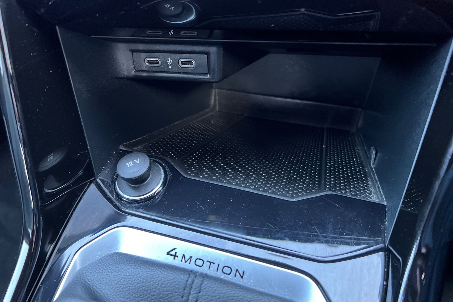 Used Volkswagen T-Roc 2023 for sale - 77499726: Photo 33