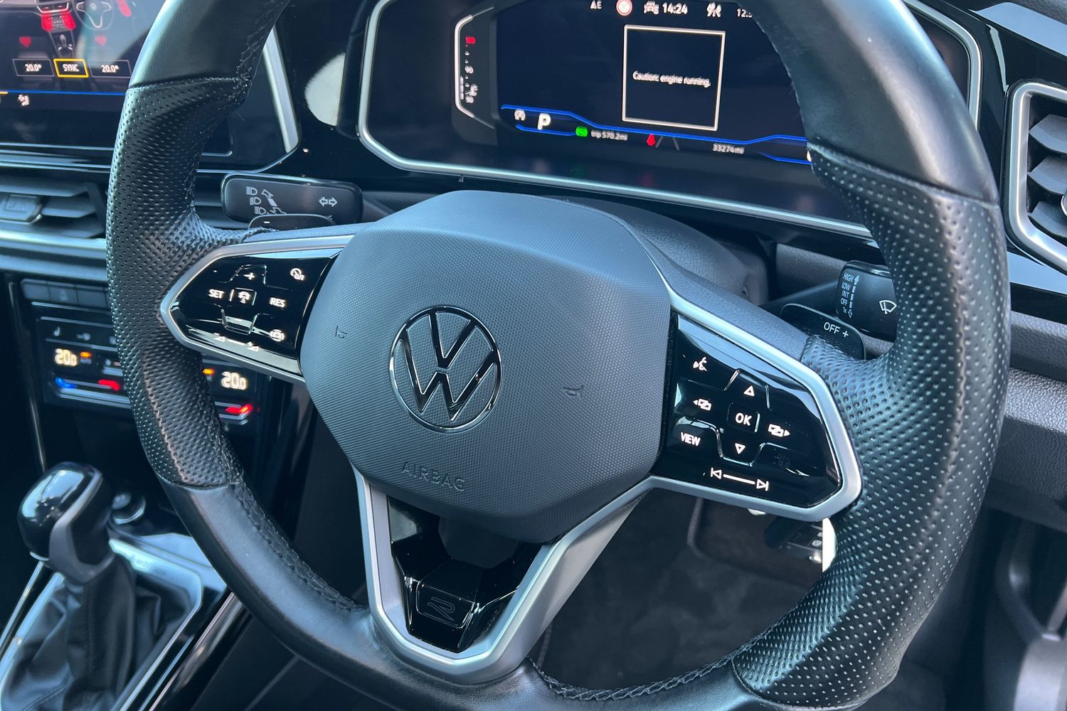 Used Volkswagen T-Roc 2023 for sale - 77499726: Photo 39