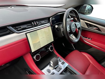 Used Jaguar F-Pace 2021 for sale - 77137715: Photo