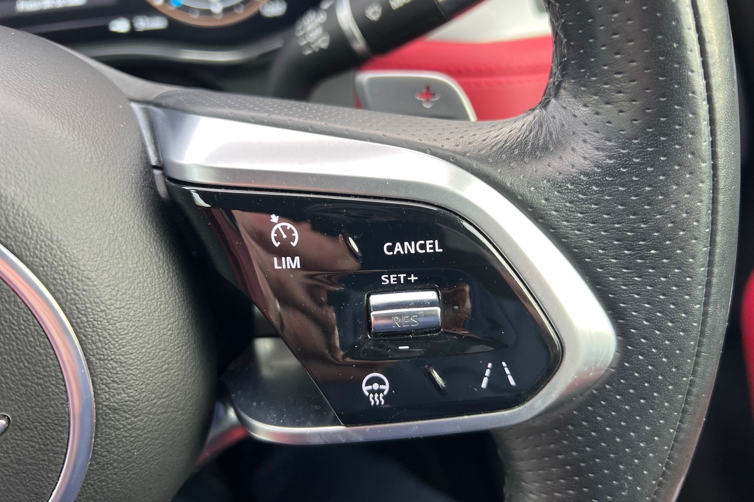 Used Jaguar F-Pace 2021 for sale - 77137715: Photo 35