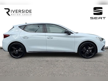 Used SEAT Leon 2026 for sale - 78973525: Photo